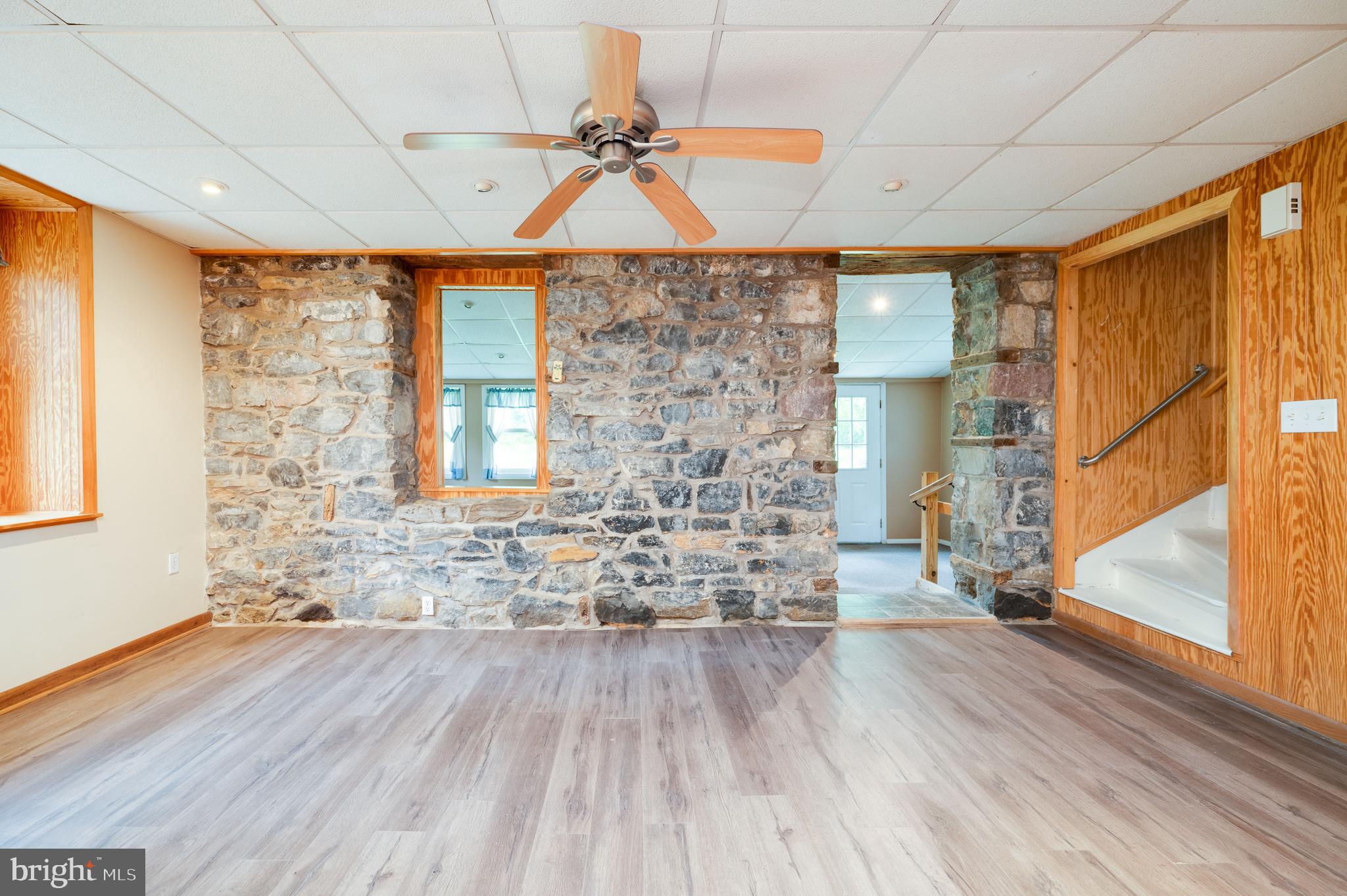 1065 Washington Road Reading, PA 19605 - Photo 15 of 27 Gallery Image 15