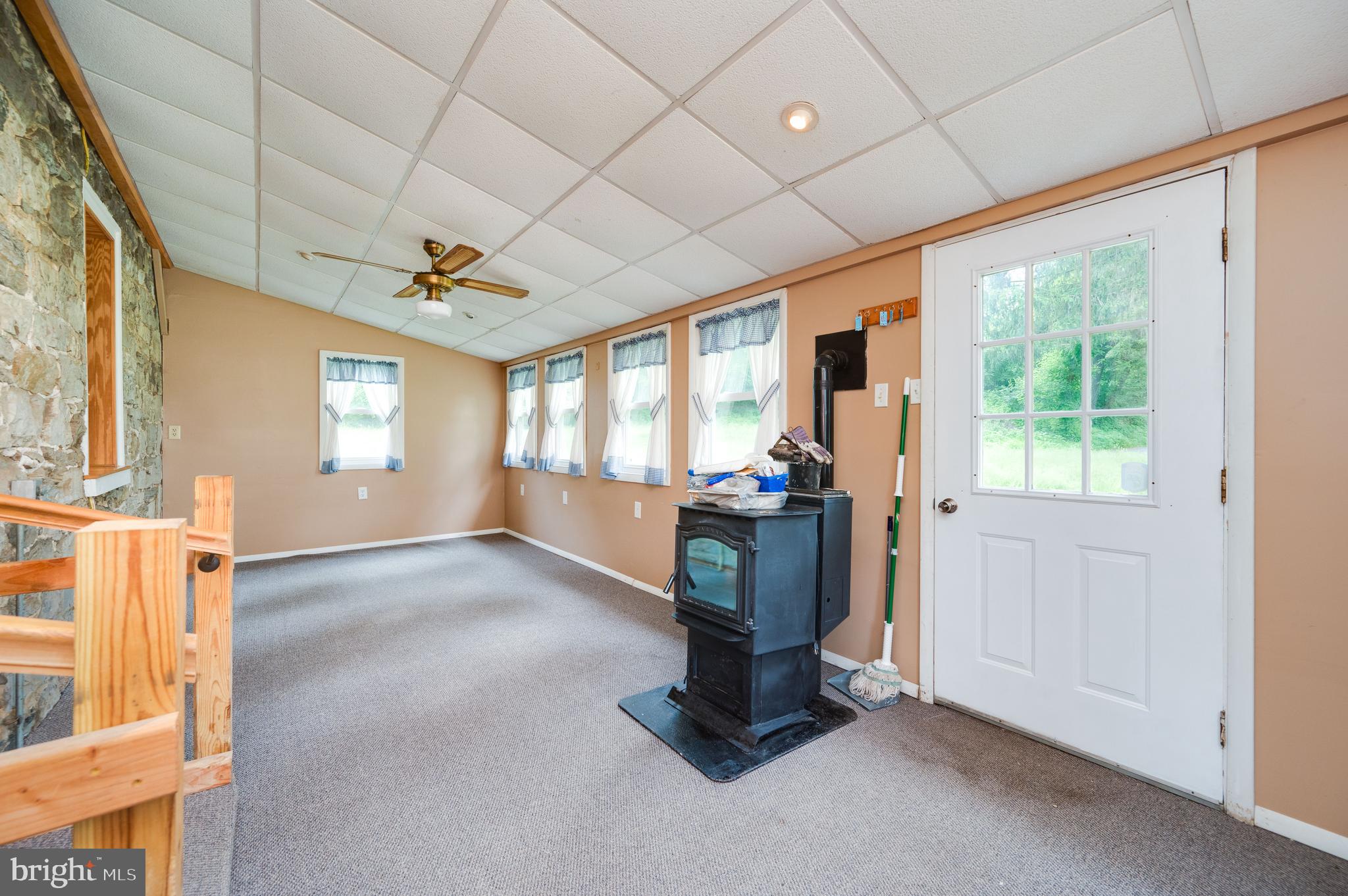 1065 Washington Road Reading, PA 19605 - Photo 8 of 27 Gallery Image 8