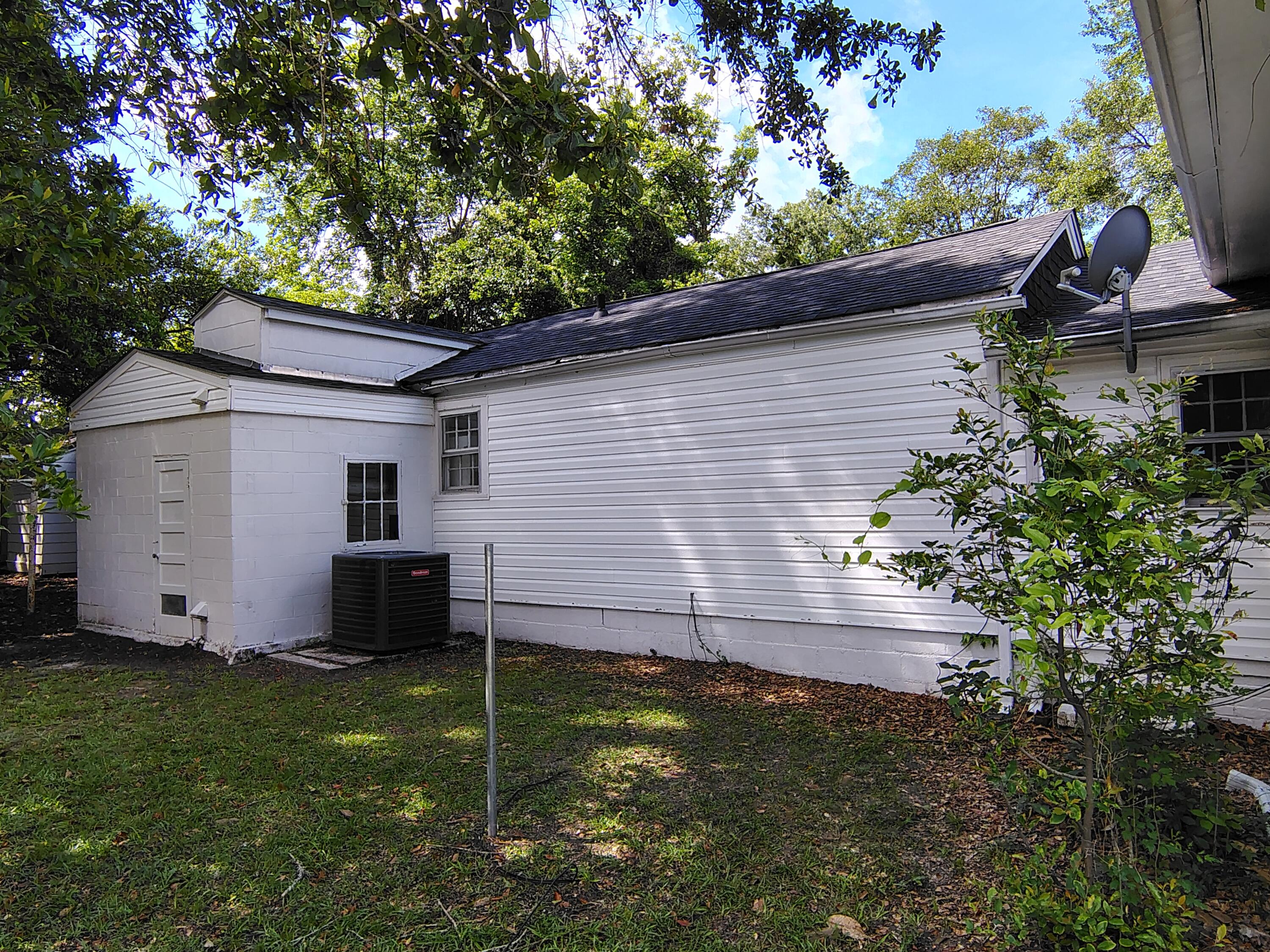 406 Thames Street Manning, SC 29102 - Photo 11 of 71