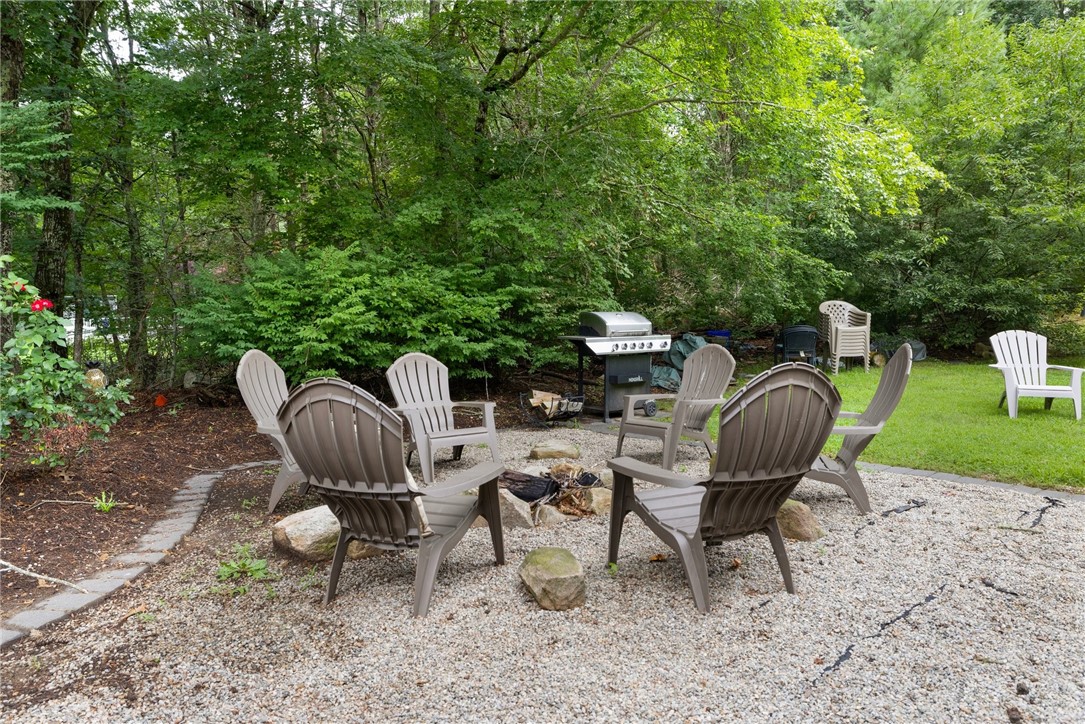 6005 Flat River Road Coventry, RI 02827 - Photo 37 of 50