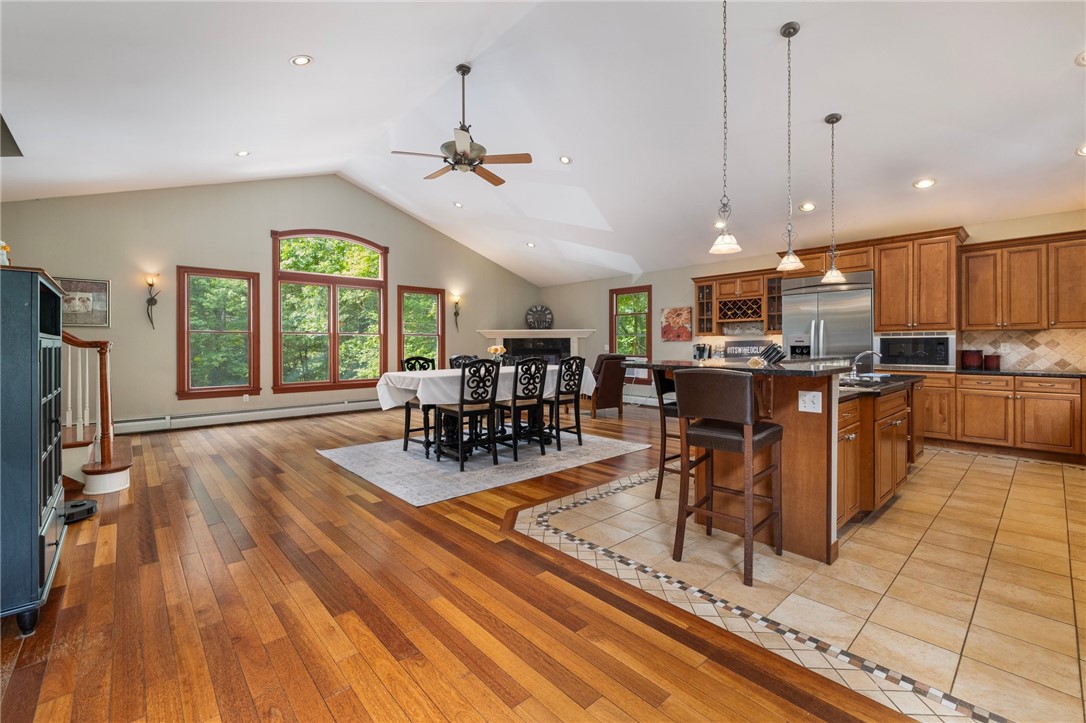 6005 Flat River Road Coventry, RI 02827 - Photo 7 of 50