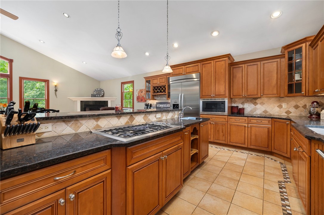 6005 Flat River Road Coventry, RI 02827 - Photo 10 of 50