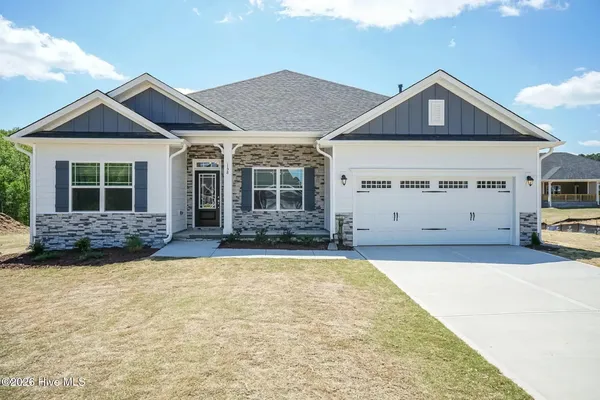 $422,900 | 2113 Sandbrook Loop, Leland, NC 28451
