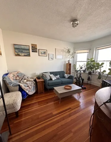 $2,850 | 4 A Weld Avenue, Unit 1, Boston, MA 02119