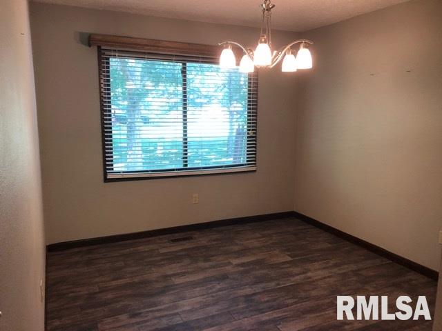26 Sarah Avenue Springfield, IL 62703 - Photo 15 of 36
