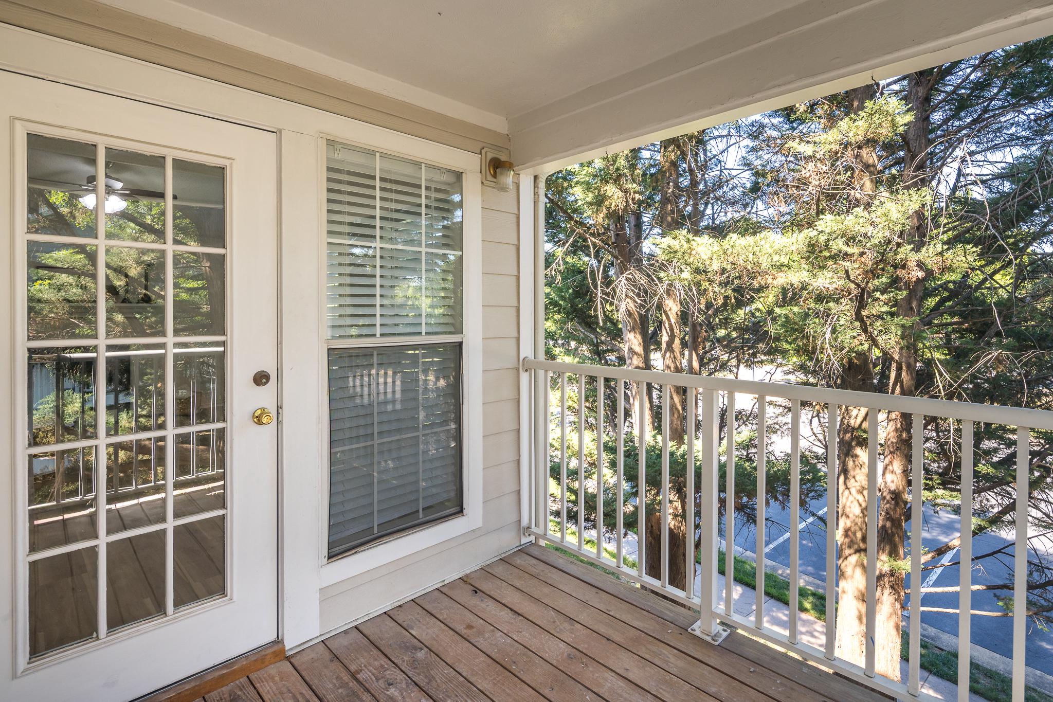 21009 Timber Ridge Terrace, Unit 203 Ashburn, VA 20147 - Photo 26 of 38 Serene balcony