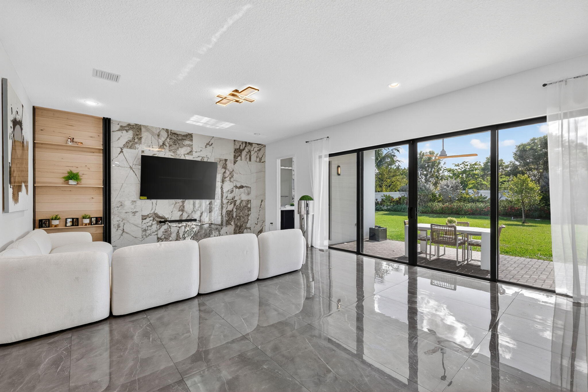 17574 Sparkling River Road Boca Raton, FL 33496 - Photo 11 of 104 10-web-or-mls-8I8A0984