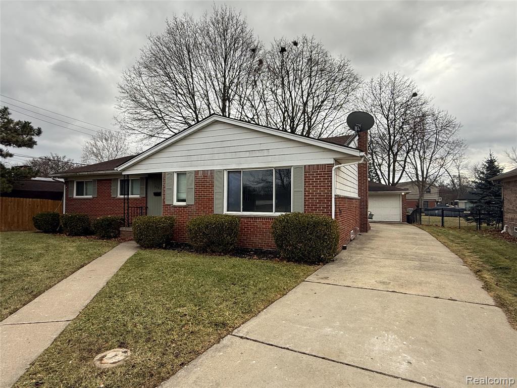 2501 King Road Trenton, MI 48183 - Photo 2 of 19