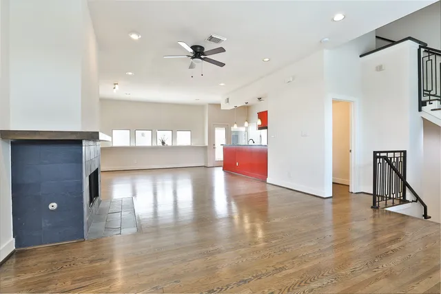 a view of a living room