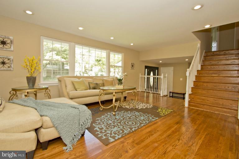 13005 Clarion Road Fort Washington, MD 20744 - Photo 16 of 30 Living Room #2