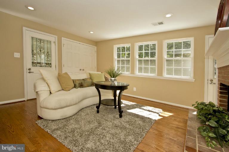13005 Clarion Road Fort Washington, MD 20744 - Photo 17 of 30 Family Room #3