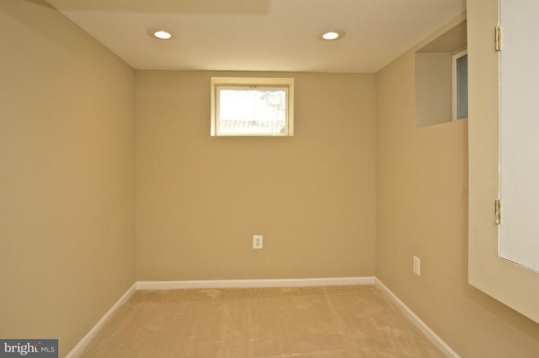 13005 Clarion Road Fort Washington, MD 20744 - Photo 10 of 30 Basement Room