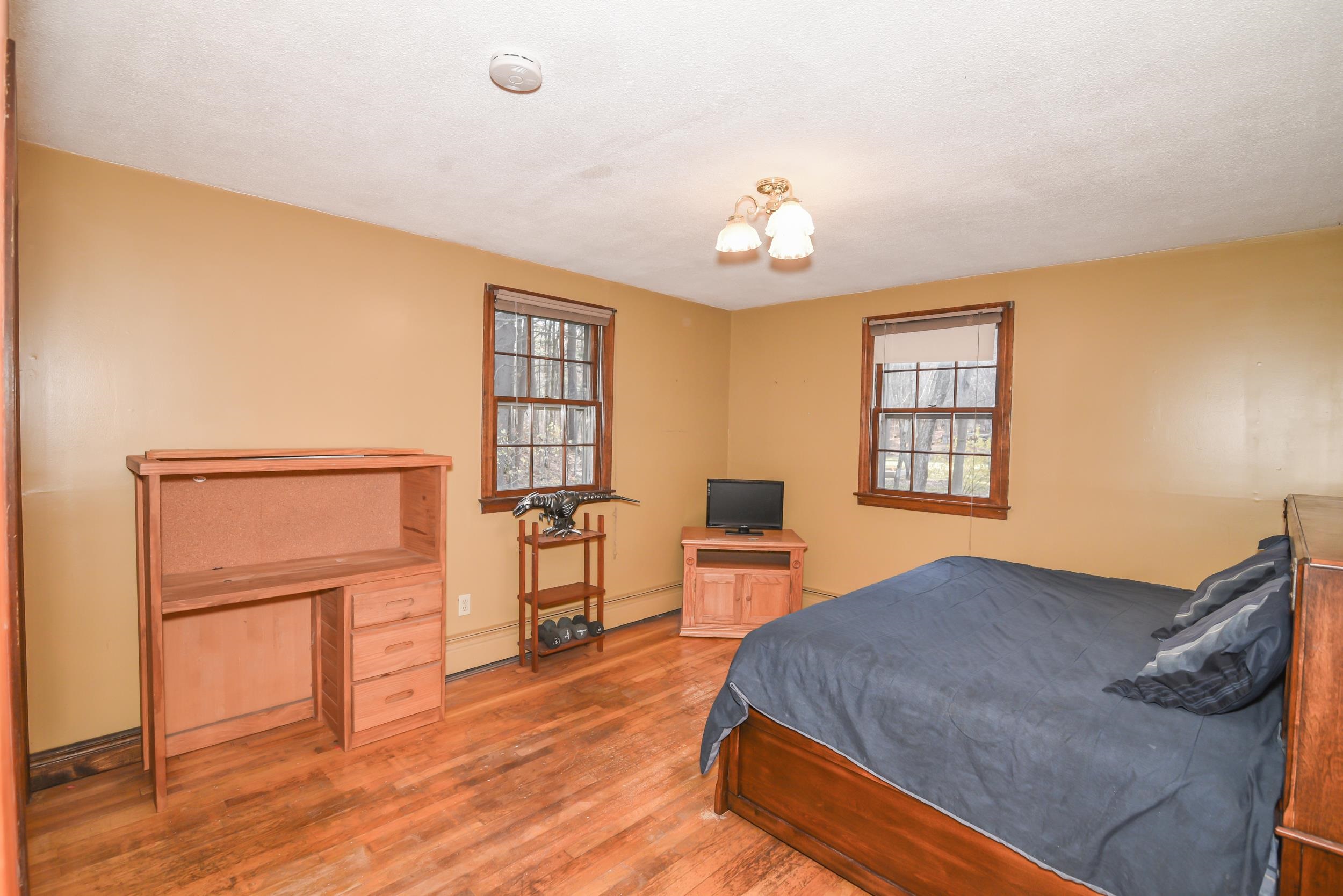 26 Gertrude Road Windham, NH 03087 - Photo 20 of 39