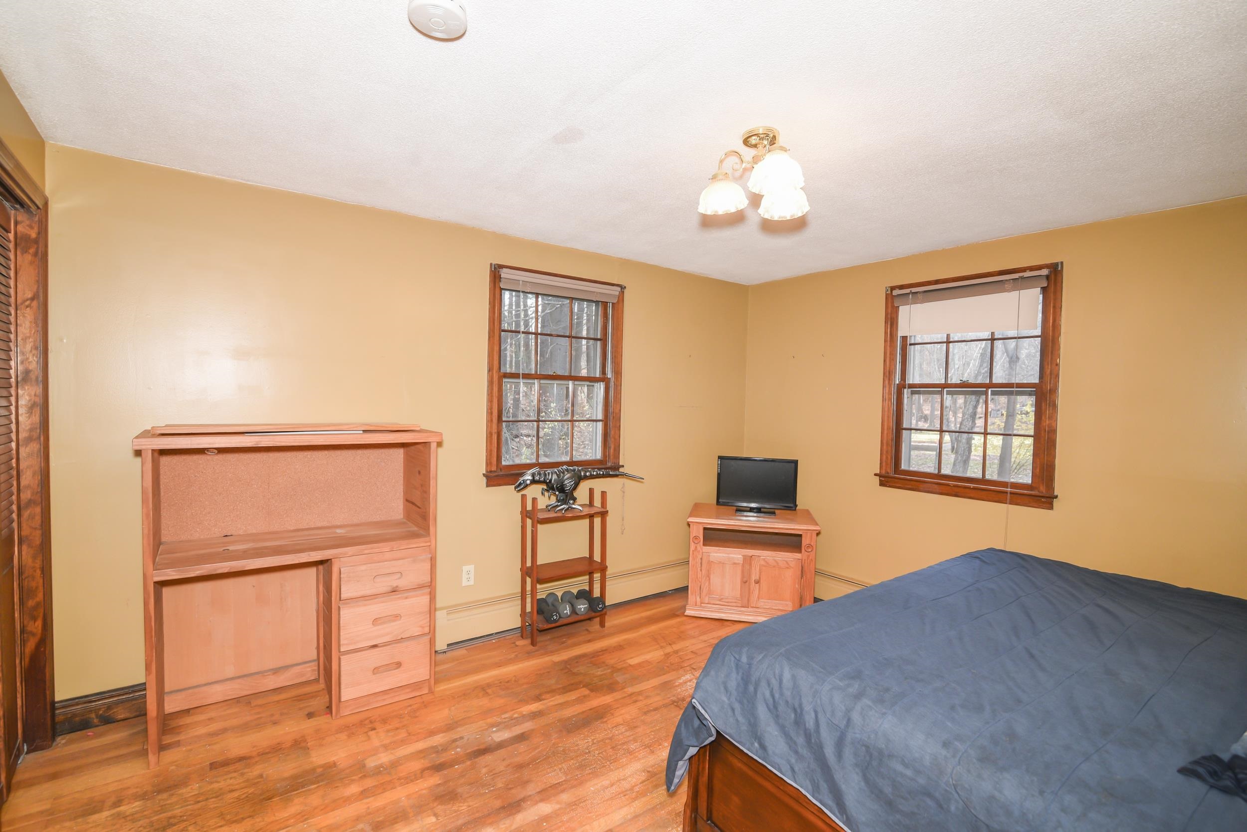 26 Gertrude Road Windham, NH 03087 - Photo 23 of 39