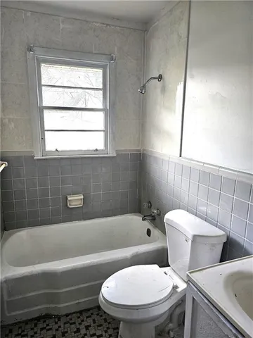 $975 | 1877 Chapman Avenue, Atlanta, GA 30344