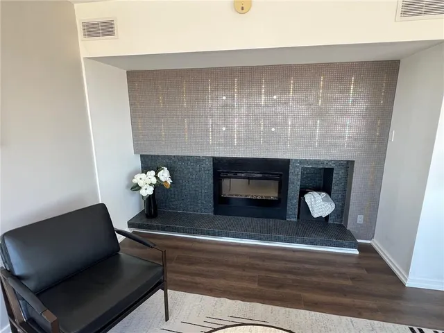 $648,500 | 2510 Grand Boulevard, Unit 3001, Kansas City, MO 64108