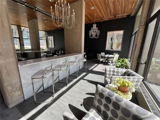 $648,500 | 2510 Grand Boulevard, Unit 3001, Kansas City, MO 64108