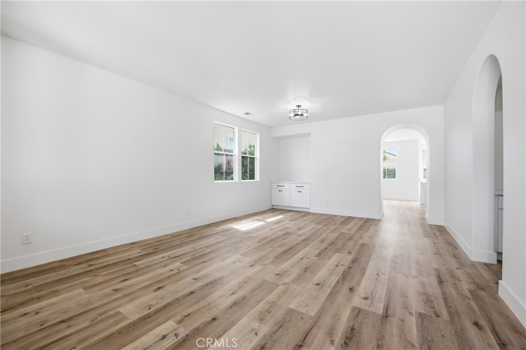 5177 Bluegrass Way Oceanside, CA 92057 - Photo 5 of 38