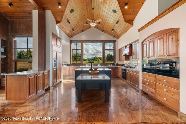 $6,395,000 | 6240 North Prickly Pear Lane, Jackson, WY 83001