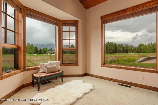 $6,395,000 | 6240 North Prickly Pear Lane, Jackson, WY 83001