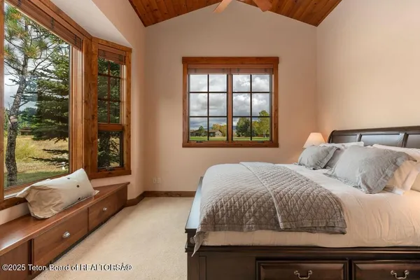 $6,395,000 | 6240 North Prickly Pear Lane, Jackson, WY 83001