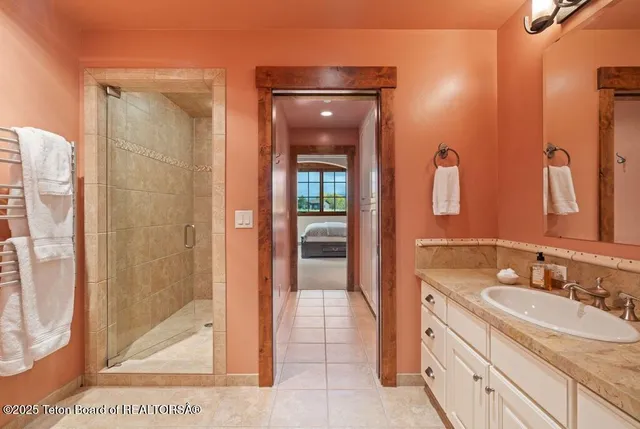 $6,395,000 | 6240 North Prickly Pear Lane, Jackson, WY 83001