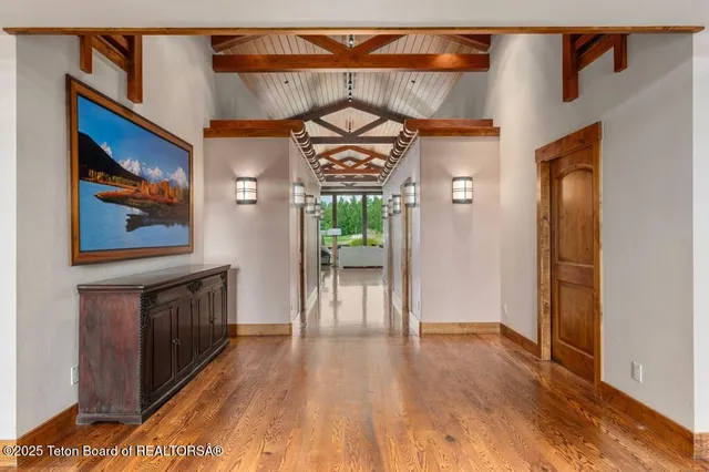 $6,395,000 | 6240 North Prickly Pear Lane, Jackson, WY 83001