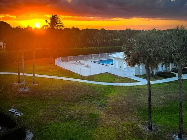 a view of an ocean from a yard