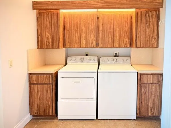 $1,900 | 3501 Village Boulevard, Unit 405, West Palm Beach, FL 33409