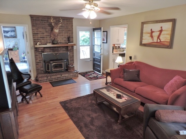 413 Rockingham Road Seneca, SC 29672 - Photo 5 of 25 Gallery Image 5