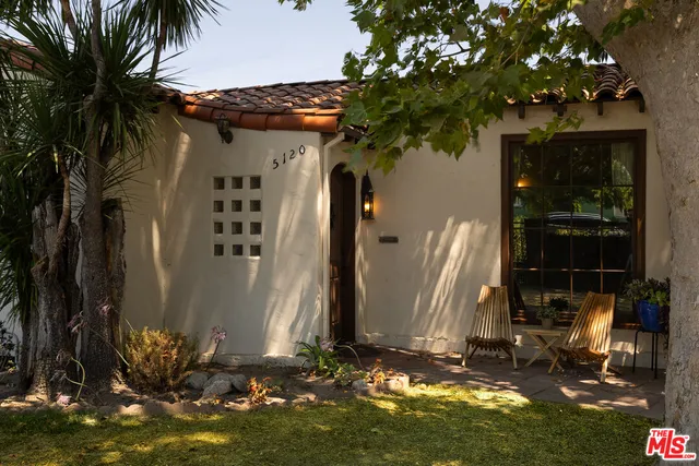 $6,695 | 5120 Willowcrest Avenue, North Hollywood, CA 91601