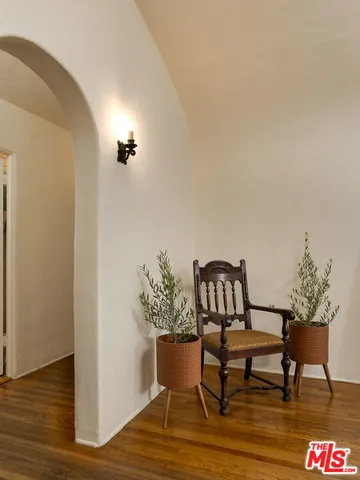 $6,695 | 5120 Willowcrest Avenue, North Hollywood, CA 91601