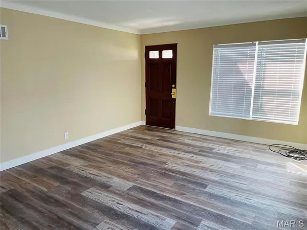 $950 | 1804 West Highway 50, O'Fallon, IL 62269