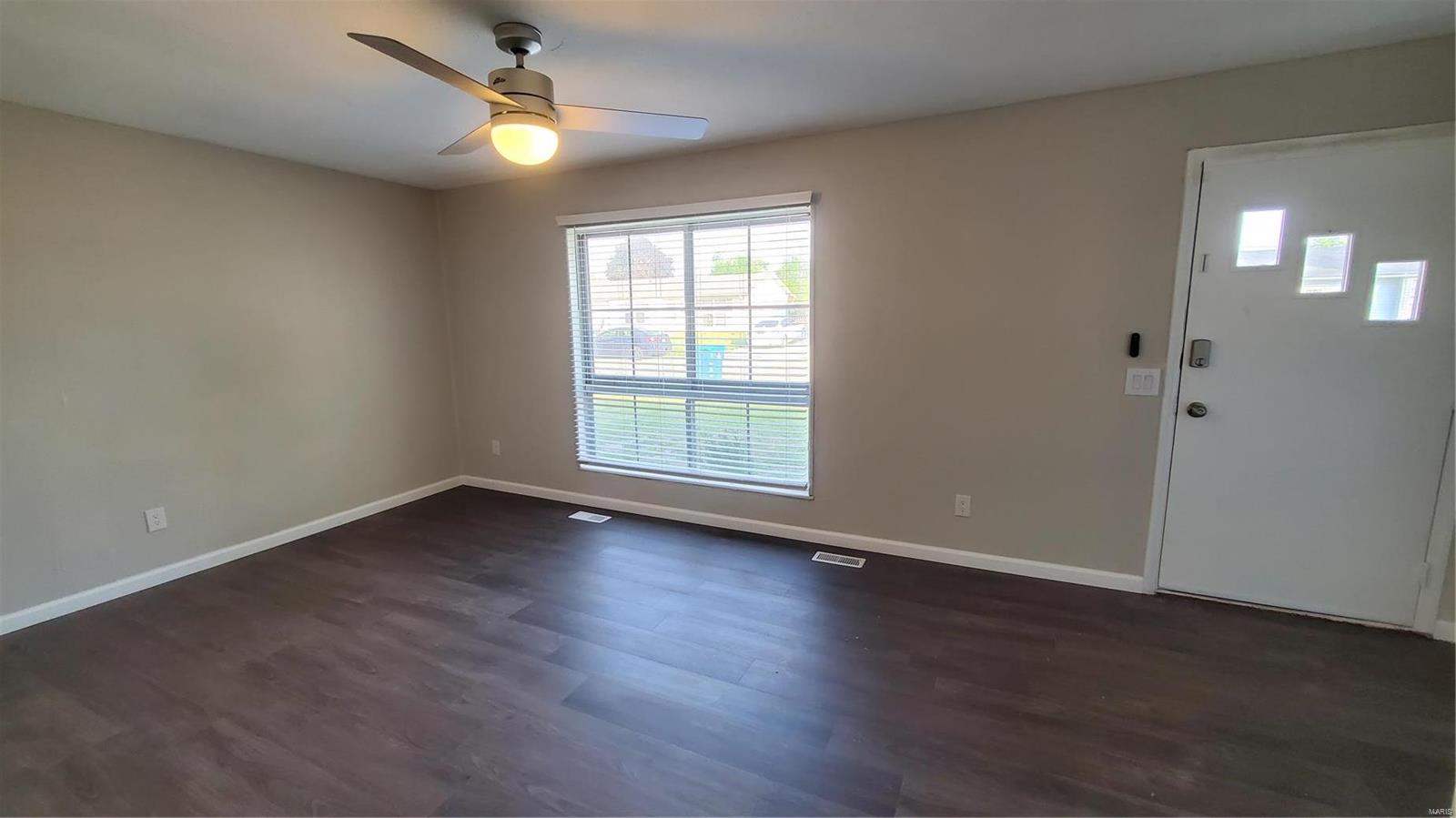 2557 Reveres Route Granite City, IL 62040 - Photo 17 of 34 Gallery Image 17