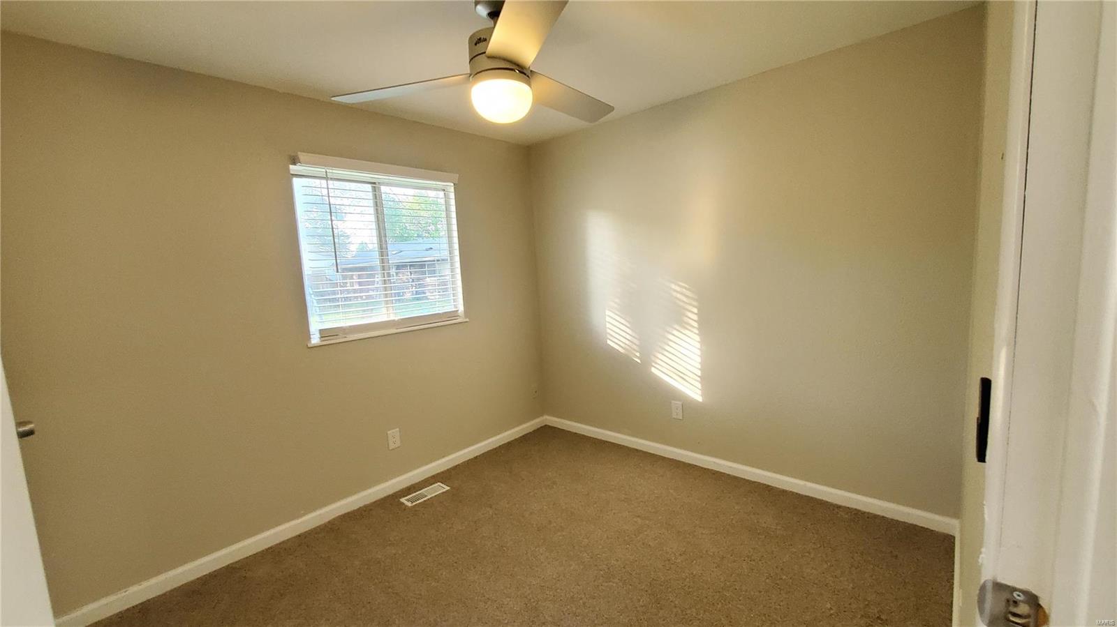 2557 Reveres Route Granite City, IL 62040 - Photo 22 of 34 Gallery Image 22