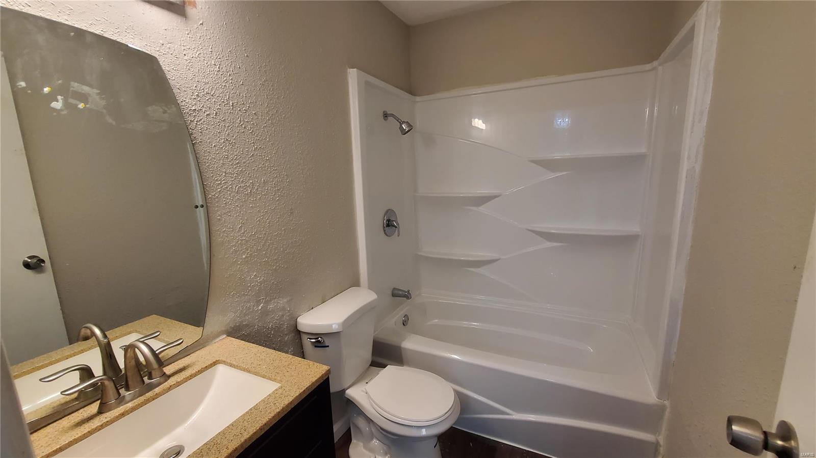 2557 Reveres Route Granite City, IL 62040 - Photo 30 of 34 Gallery Image 30