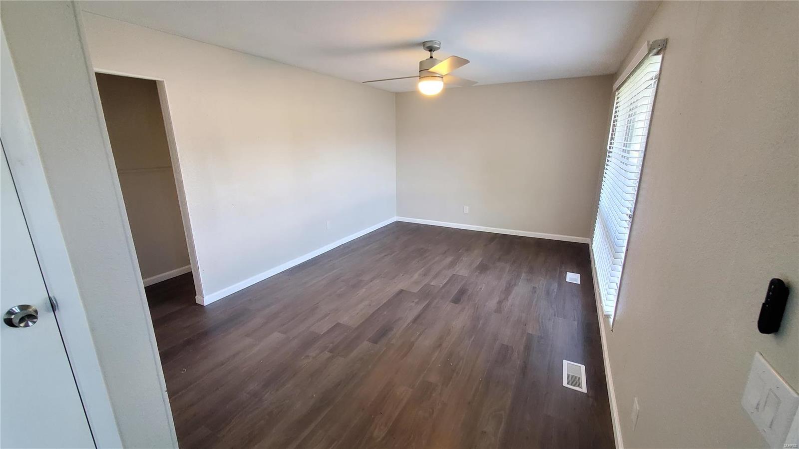 2557 Reveres Route Granite City, IL 62040 - Photo 6 of 34 Gallery Image 6