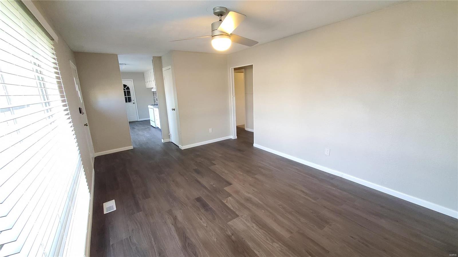 2557 Reveres Route Granite City, IL 62040 - Photo 7 of 34 Gallery Image 7