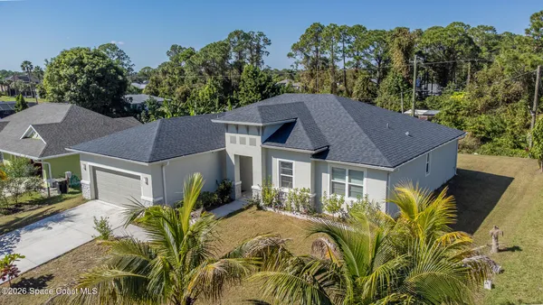 $355,000 | 951 Sareta Street Southeast, Palm Bay, FL 32909