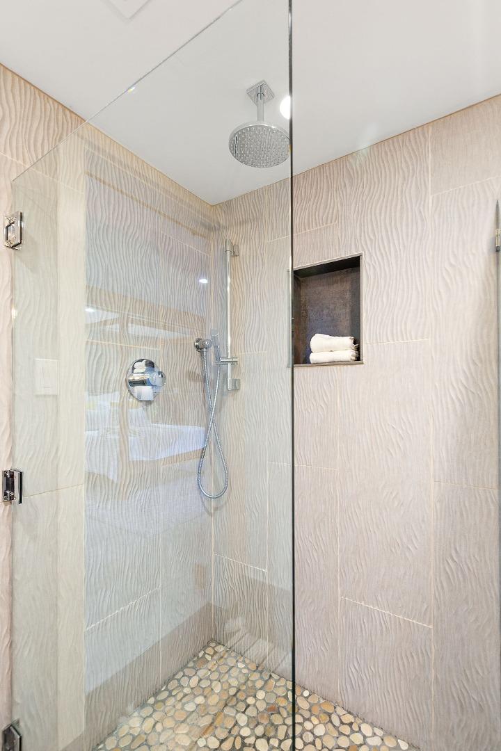 3946 La Colina Road El Sobrante, CA 94803 - Photo 34 of 49 a bathroom with a shower and a sink