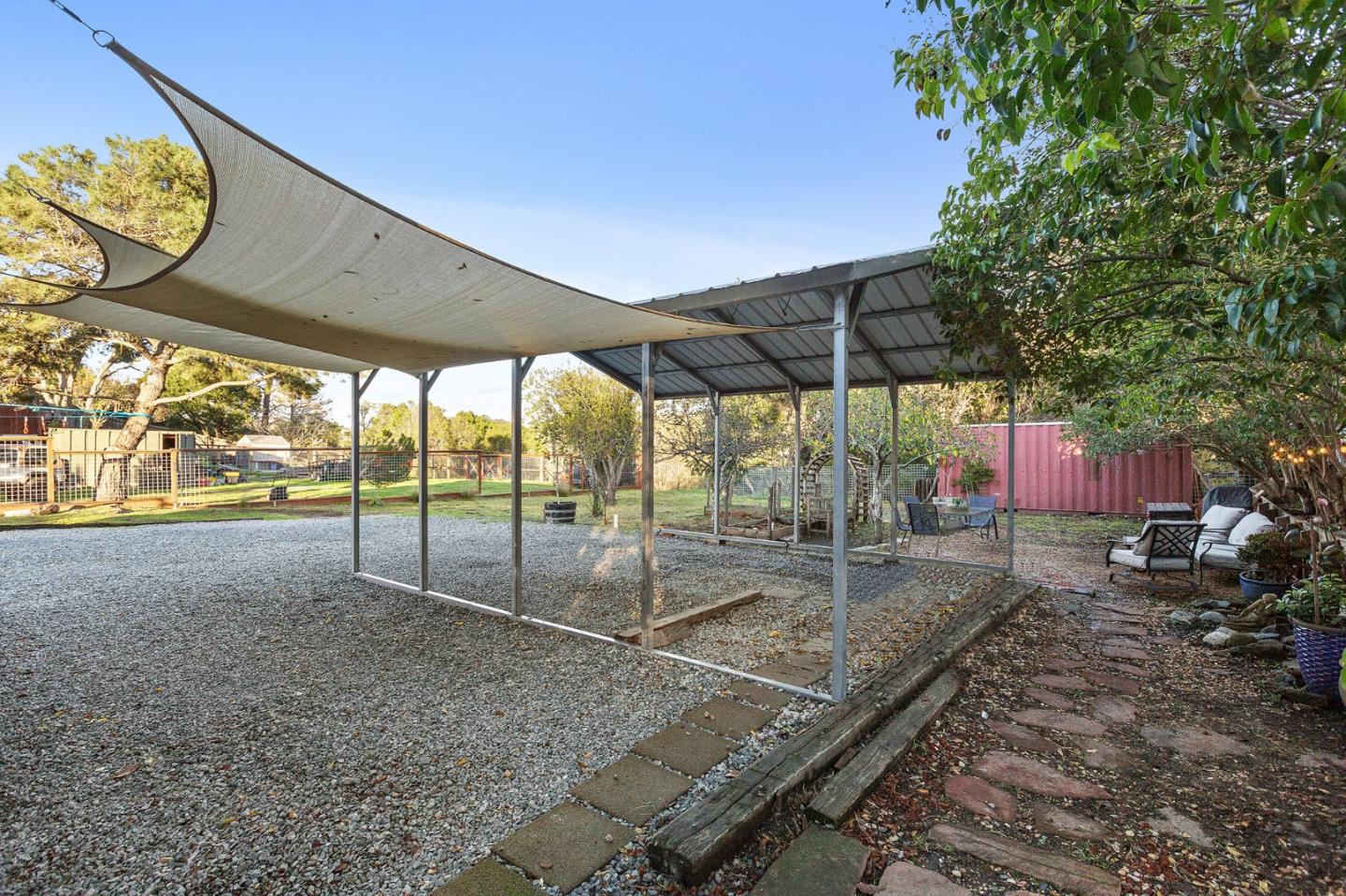 3946 La Colina Road El Sobrante, CA 94803 - Photo 42 of 49 a view of a park with porch