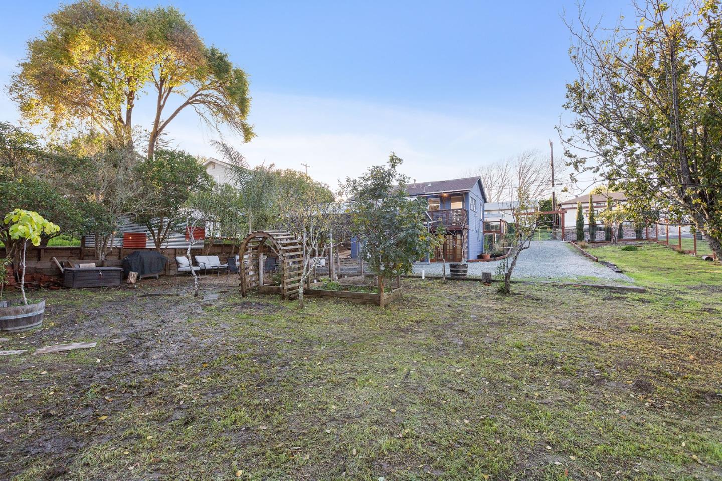 3946 La Colina Road El Sobrante, CA 94803 - Photo 48 of 49