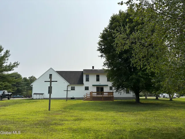 $343,400 | 11 Granview Drive, Granville, NY 12832