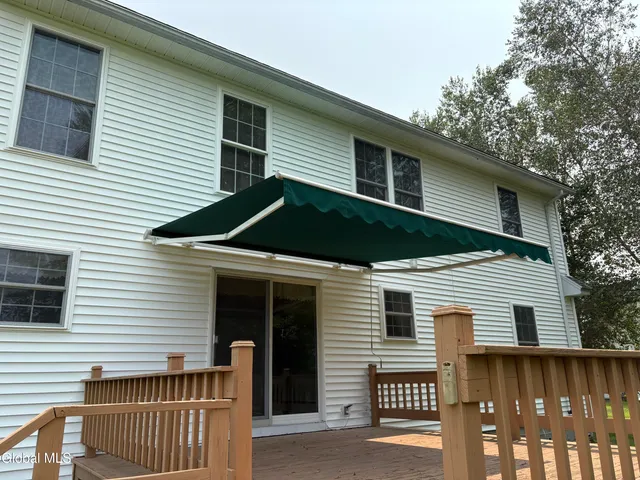 $343,400 | 11 Granview Drive, Granville, NY 12832