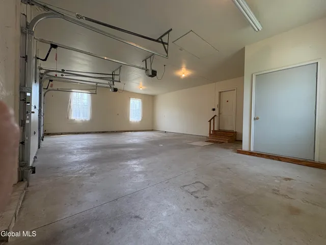 $343,400 | 11 Granview Drive, Granville, NY 12832