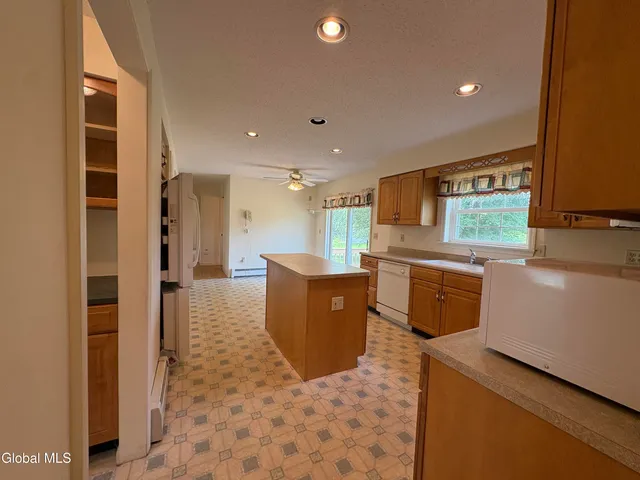 $343,400 | 11 Granview Drive, Granville, NY 12832