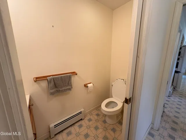 $343,400 | 11 Granview Drive, Granville, NY 12832