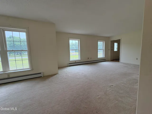 $343,400 | 11 Granview Drive, Granville, NY 12832