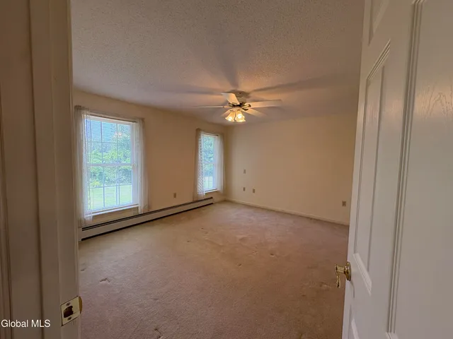 $343,400 | 11 Granview Drive, Granville, NY 12832