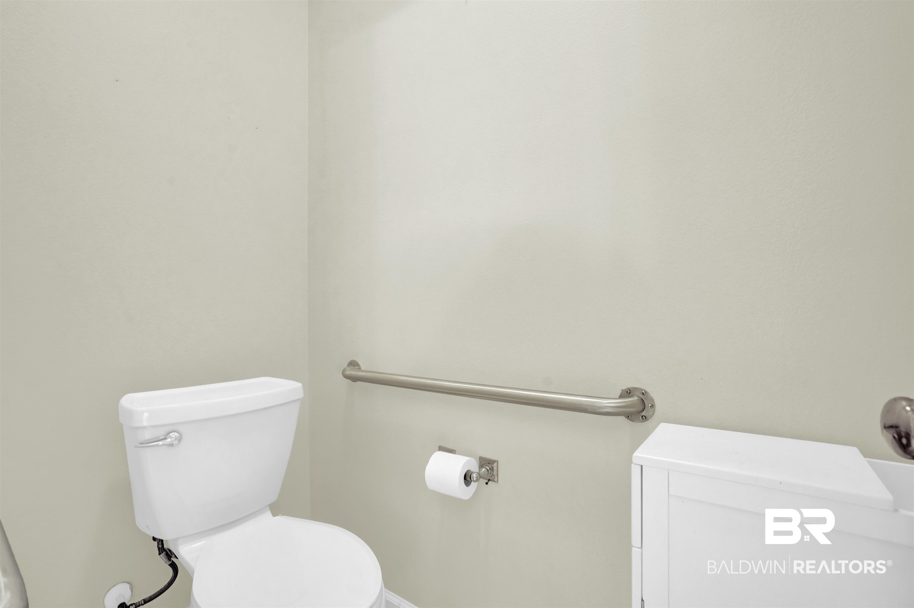 100 Conti Court Fairhope, AL 36532 - Photo 38 of 54 Bathroom with toilet